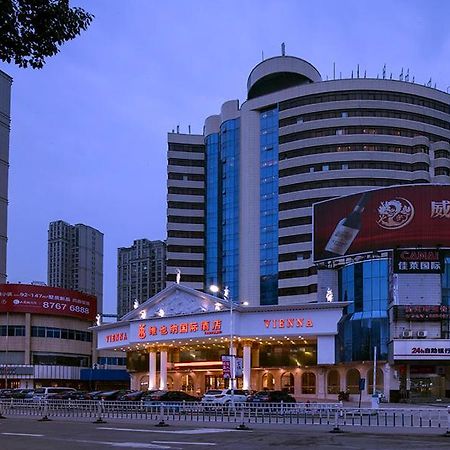 Vienna International Hotel Fenghua Zhongshan Road Exterior foto