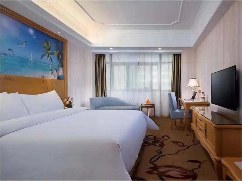 Vienna International Hotel Fenghua Zhongshan Road Exterior foto